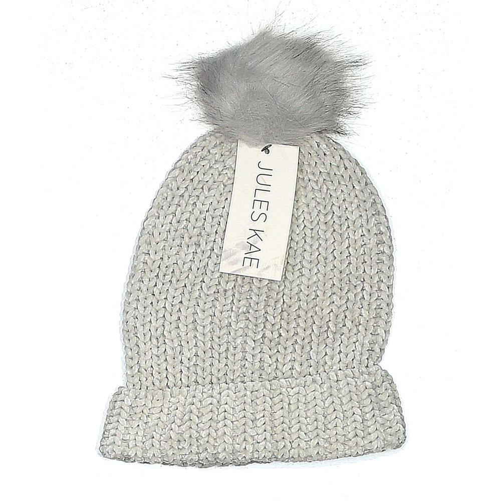 NWT! Jules Kae Vegan Pom Beanie